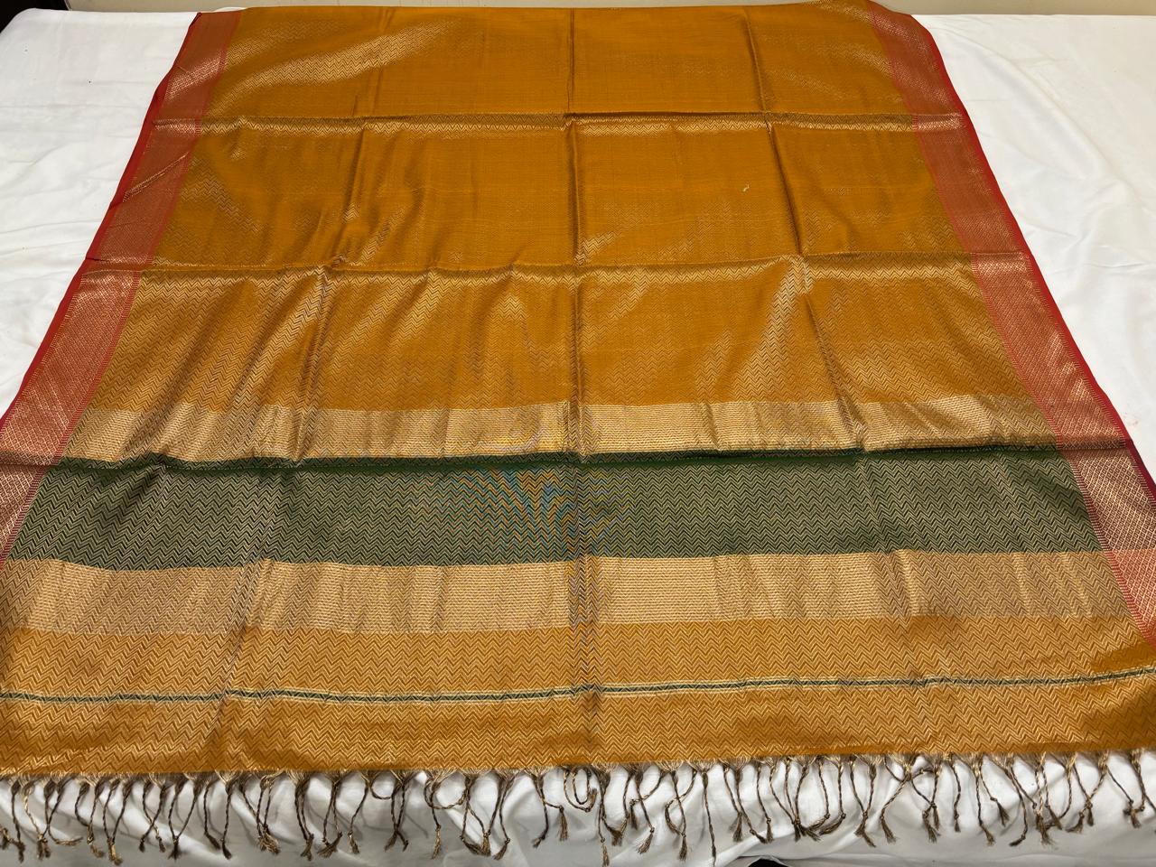 Handwoven tissue Maheshwari dupatta