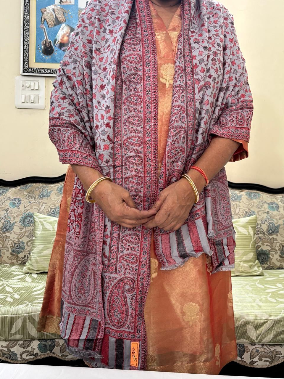 PURE KANI WEAVE WOOLLEN SHAWL