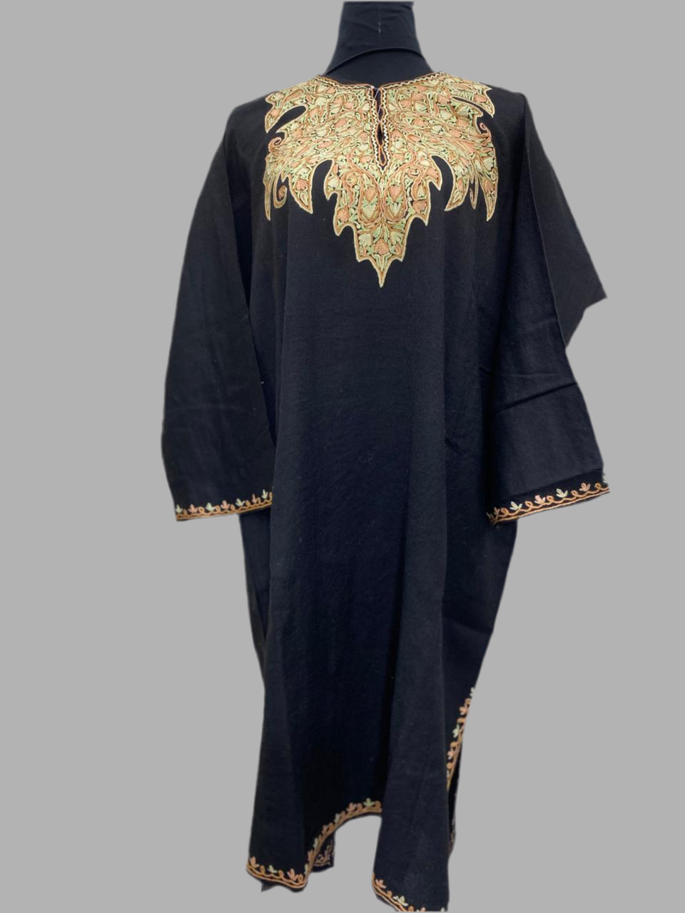Black - Aari Embroidery Kashmiri Pure Wool Pheran