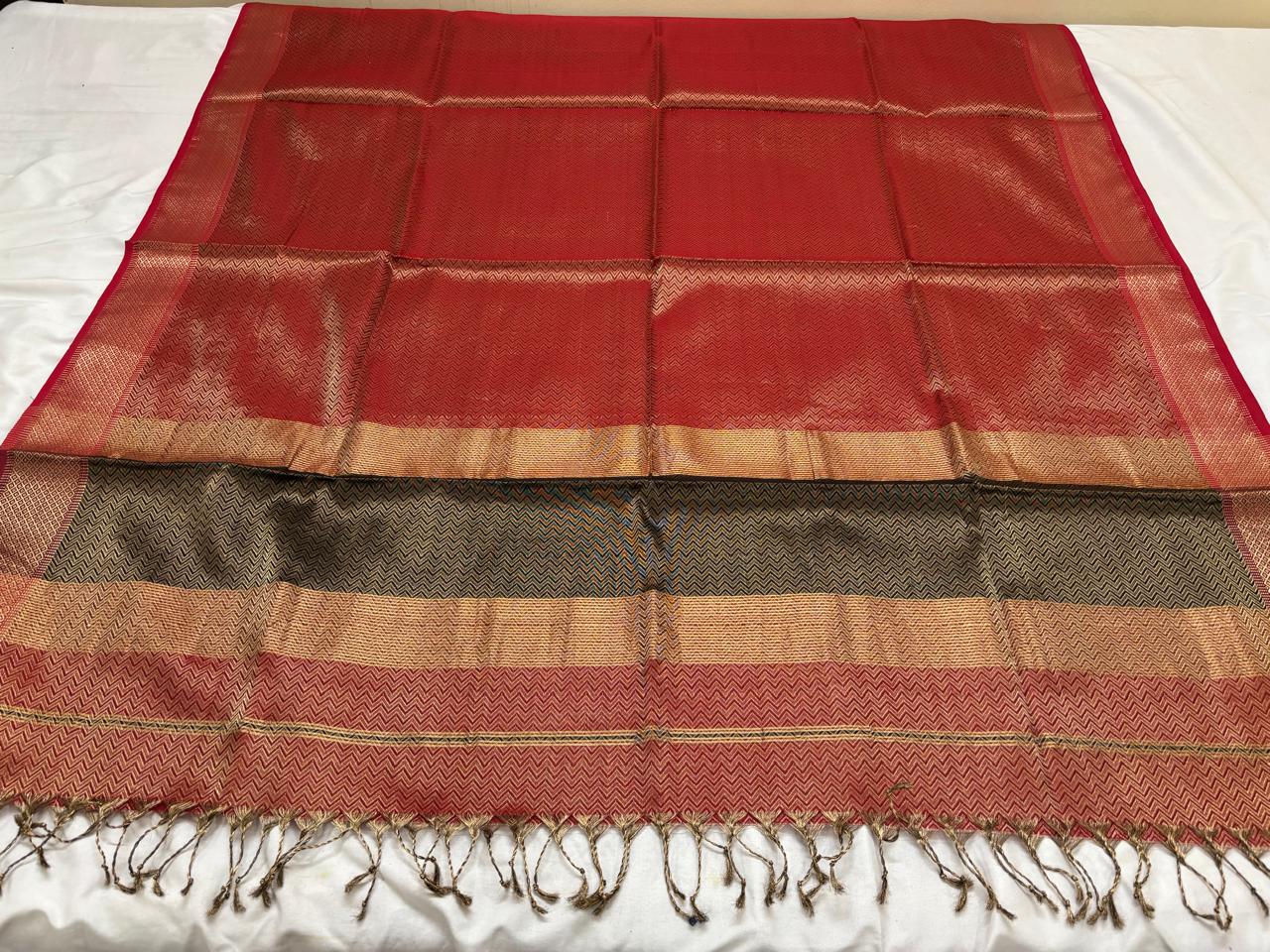 Handwoven tissue Maheshwari dupatta