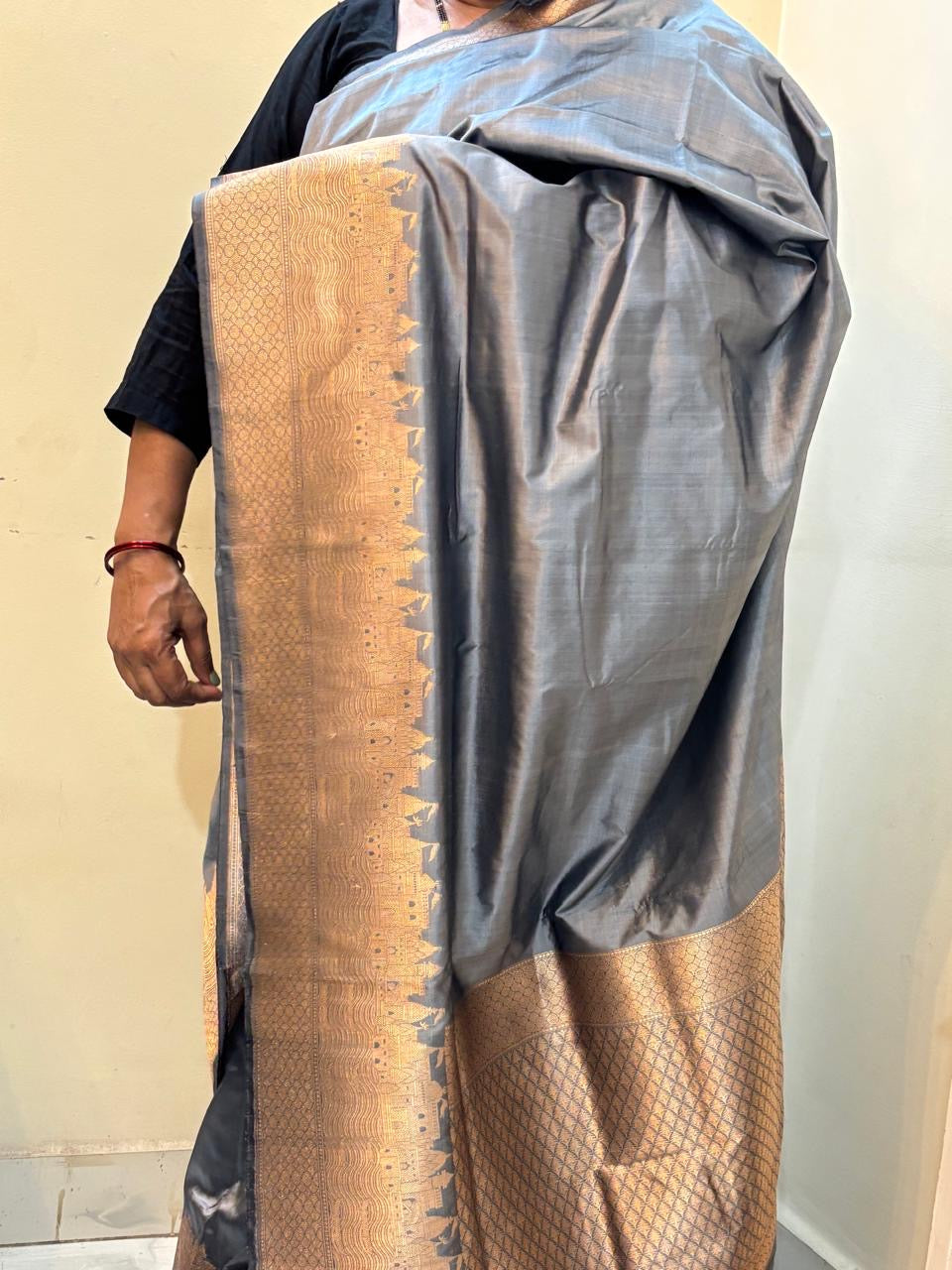 Hand woven pure Katan Kashi ghat saree