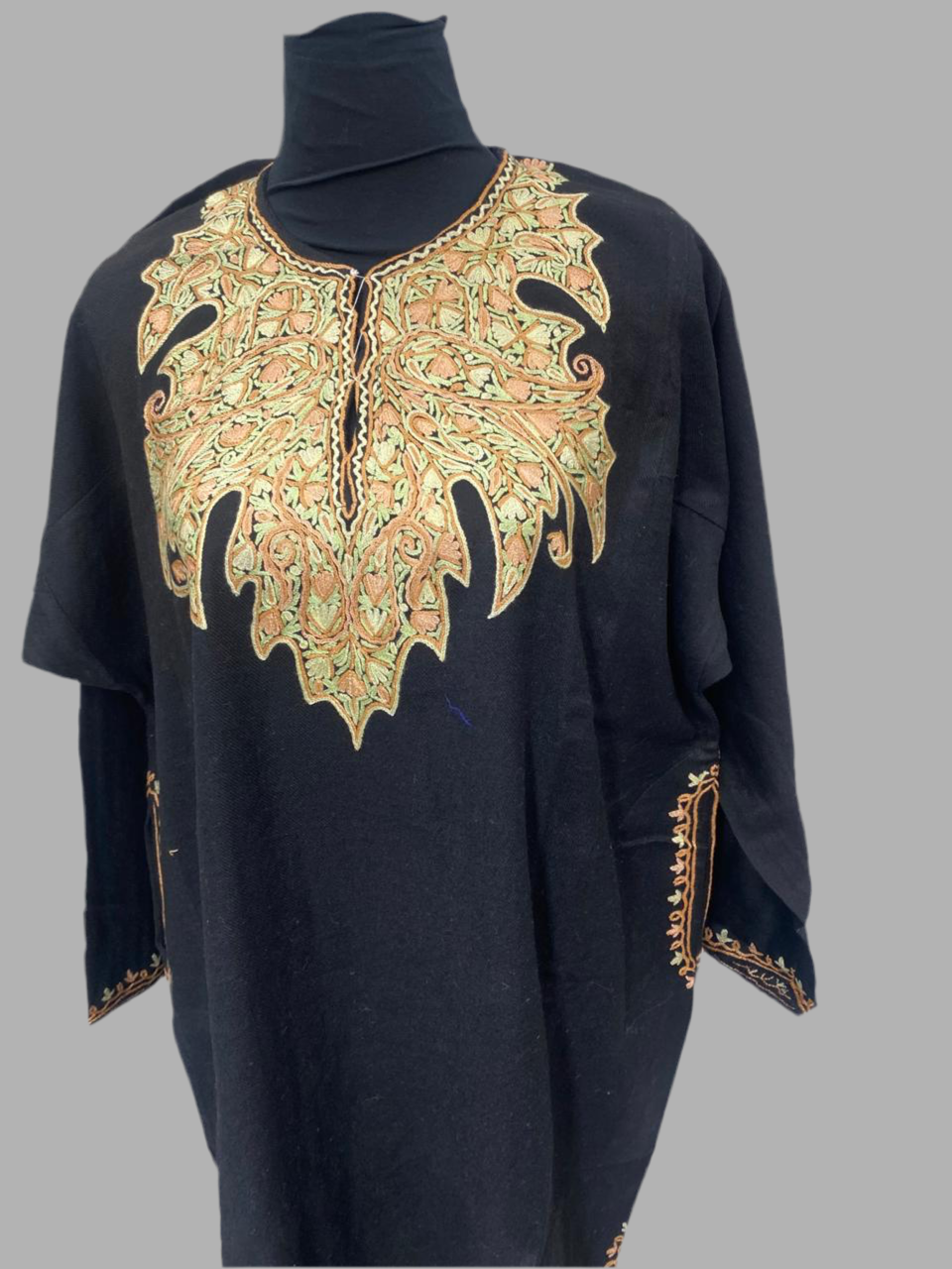 Black - Aari Embroidery Kashmiri Pure Wool Pheran