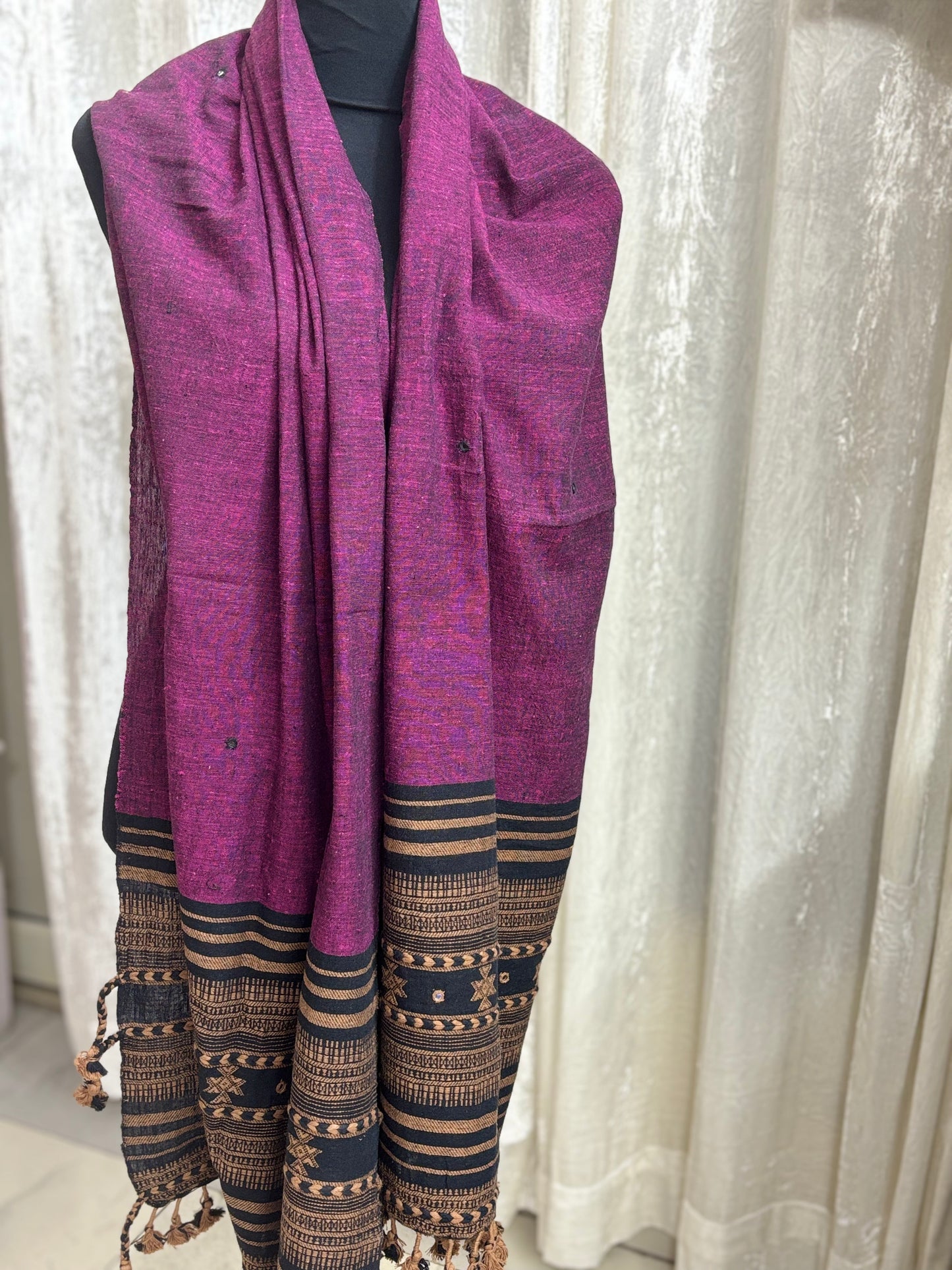 Wine: Kutch Bhujodi Weaving Handloom Organic Kala Cotton Stole with Tassels 1