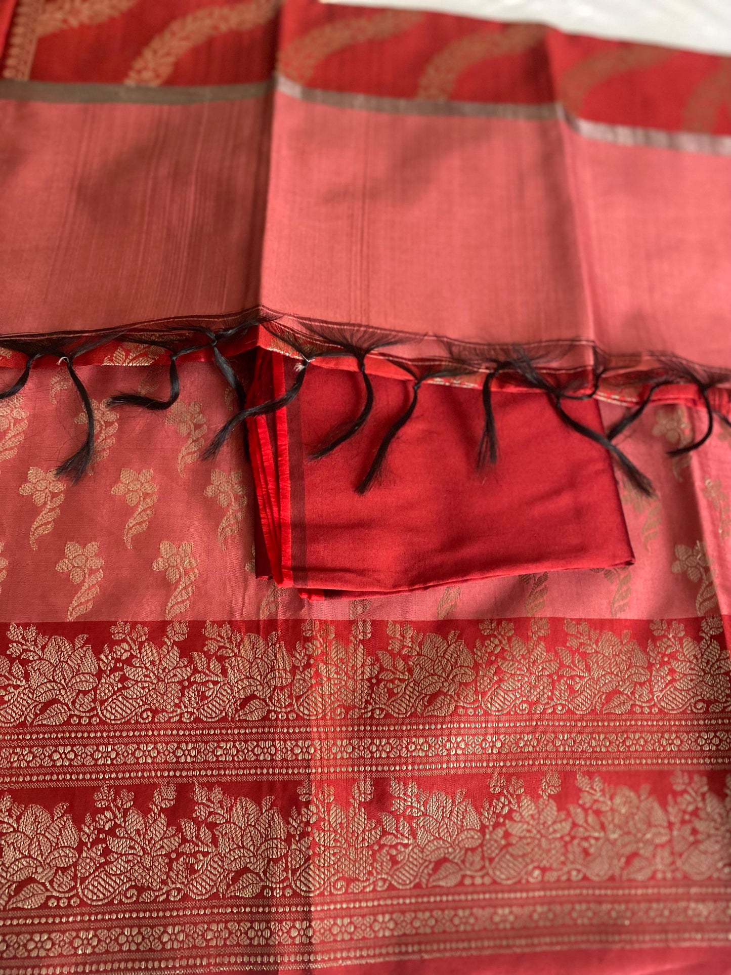 Banarsee Salwar Kameez Semi Katan Silk Fabric With Dupatta - Red