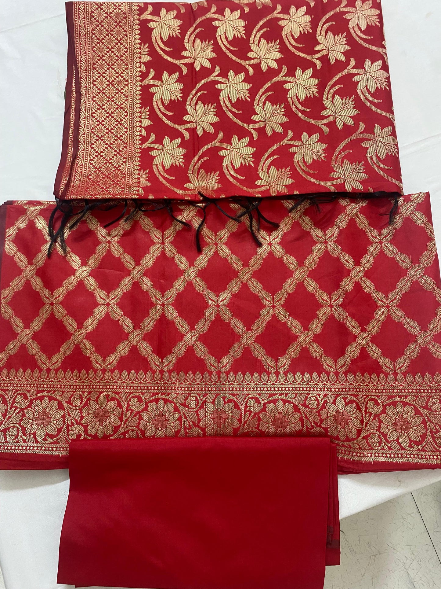 Banarsee Salwar Kameez Semi Katan Silk Fabric With Dupatta - red