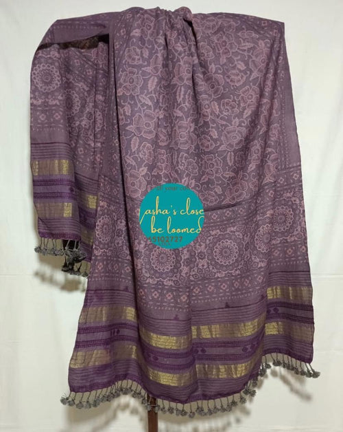 Hand made Bhujodi shawls