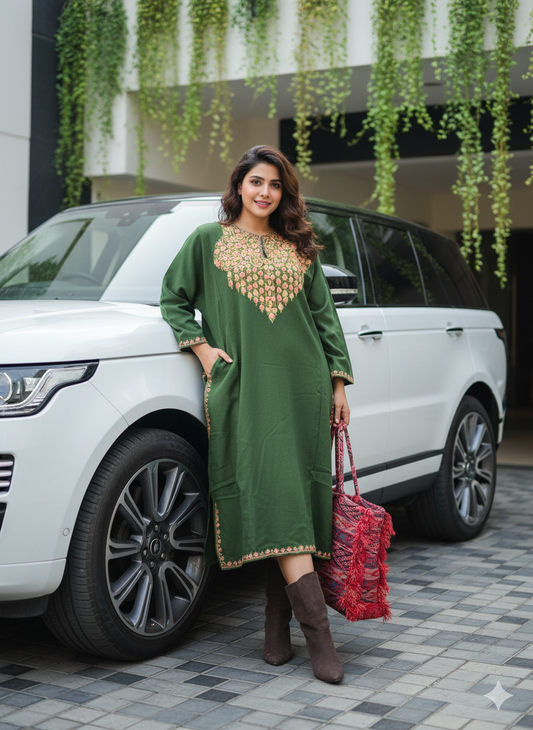 Dark green  - Aari Embroidery Kashmiri Pure Wool Pheran