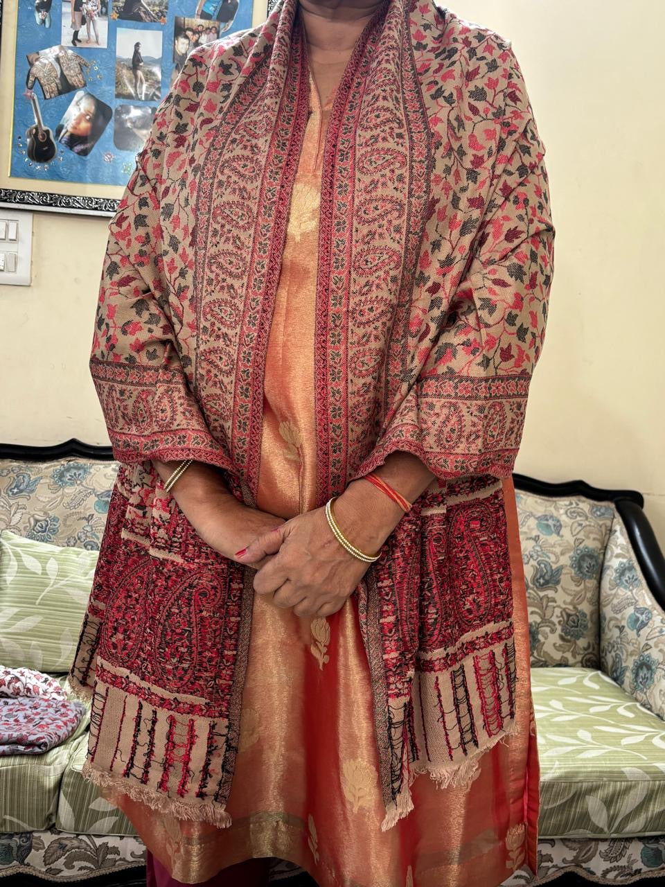 PURE KANI WEAVE WOOLLEN SHAWL