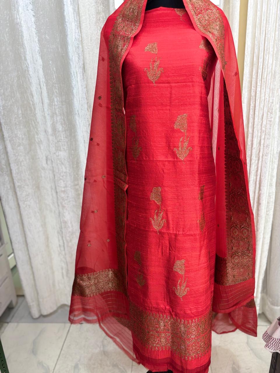 Red Handwoven Benarsi Pure Raw silk Suit set