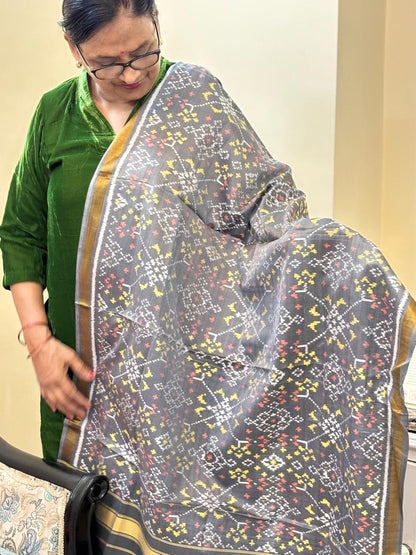 Grey handloom pure mulberry silk  Patola dupatta with geometrical motif