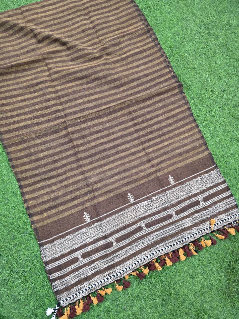 Kutch Bhujodi Weaving Handloom Organic Kala Cotton Stole with Tassels