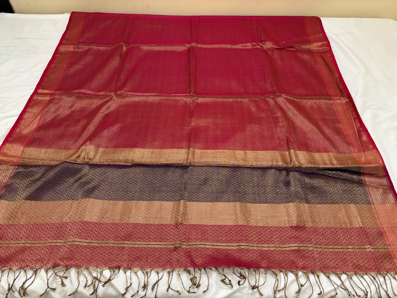 ) Handwoven tissue Maheshwari dupatta