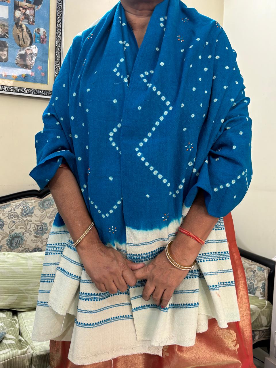 MERINO KUTCH  HAND BANDHINI WOOLLEN SHAWL DUAL  TONE