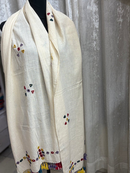 White Kutch Bhujodi Weaving Handloom Organic Kala Cotton Stole with Tassels 1